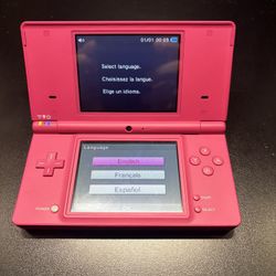 Nintendo DSi Handheld System - Pink with New Charger, Tested & Working Clean!