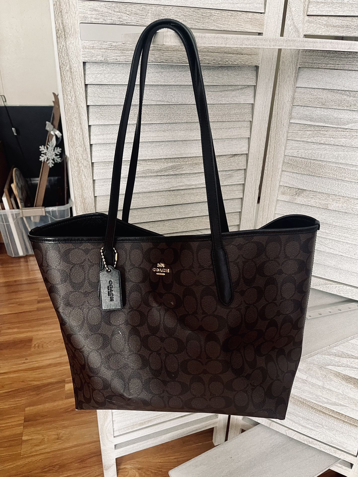 coach city tote