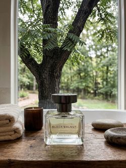 Banana Republic Black Walnut Cologne