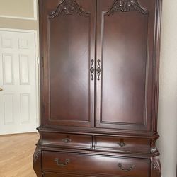 Armoire/TV Media Armoire 