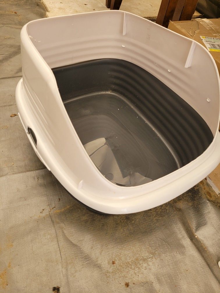 Cat Litter Box