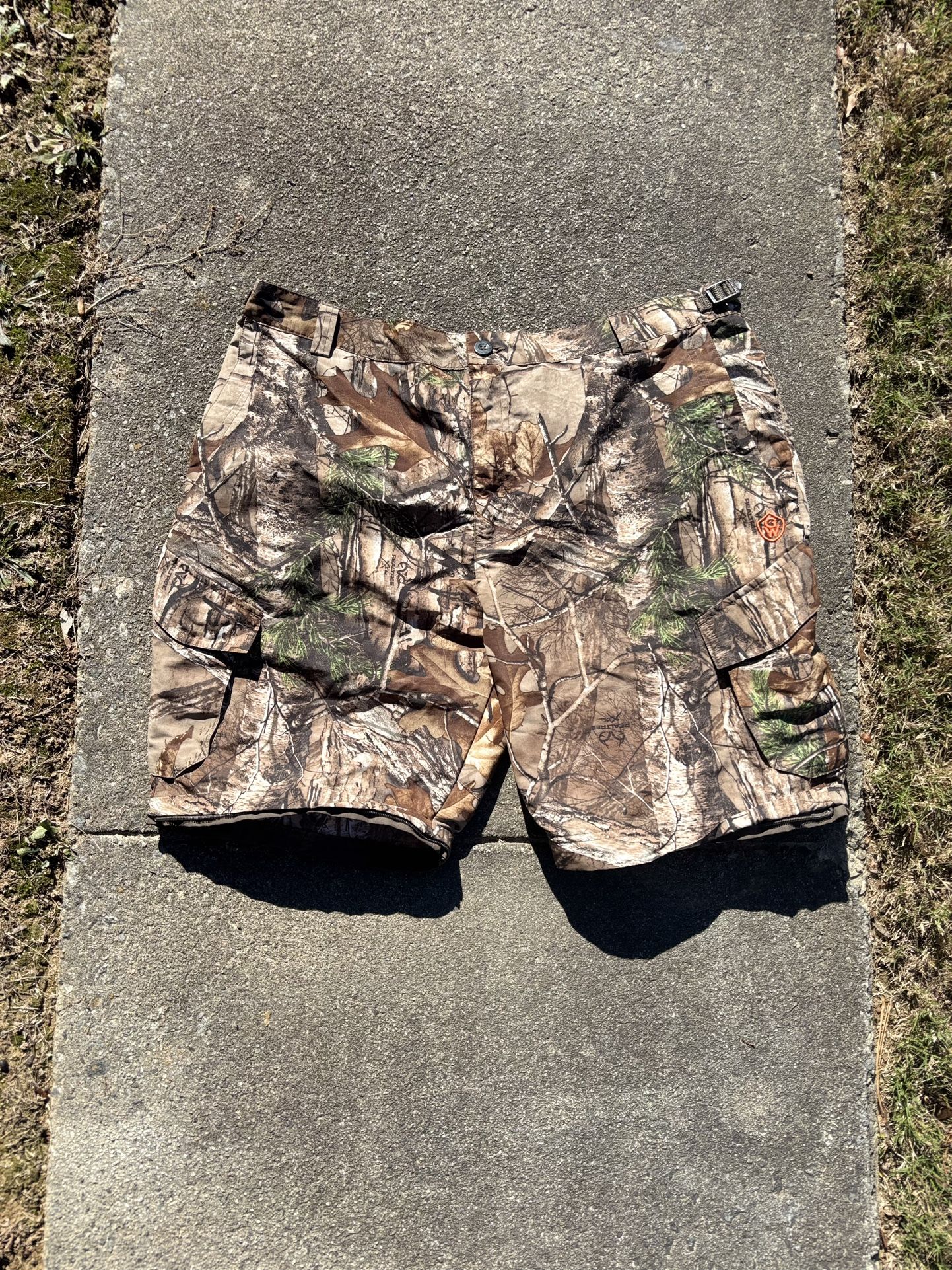 Vintage Real Tree Hunting Camo Short Size Xl 