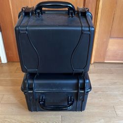 Seahorse brand, protective cases, like pelican cases Both For$40 Throwing In Free Camera Light