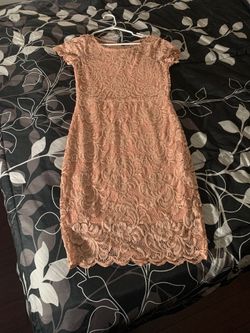 Lace knee-length dress