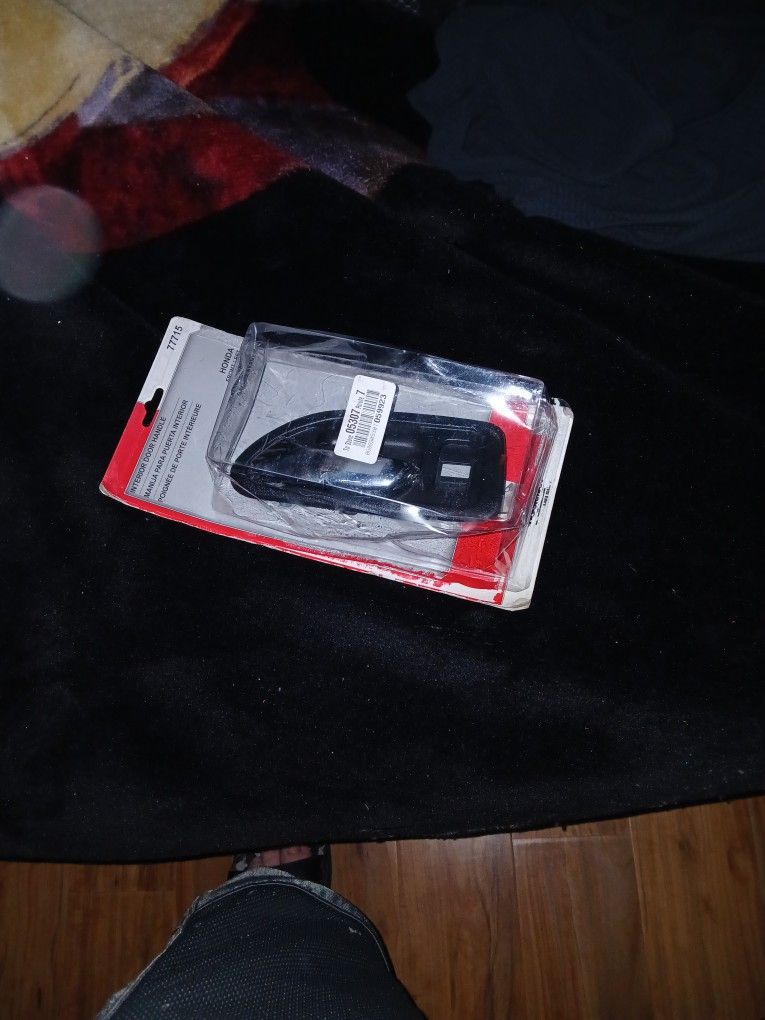 Year 2000 HONDA ACCORD FRONT DOOR HANDLE BRAND New.