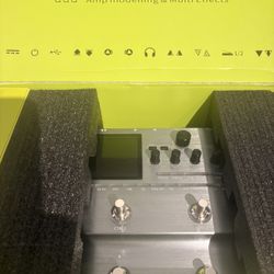 Open Box New Mooer GE 300 Lite Amp Modeler And Synth  Guitar Effects Pedal