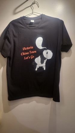 Panda victoria canada tshirt size L unisex