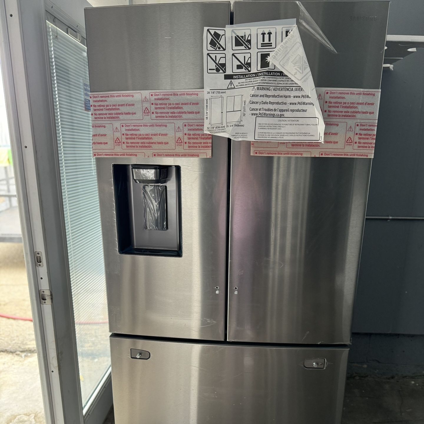 Open Box Samsung Refrigerator FREE LOCAL DELIVERY $1000 Or Best Offer 