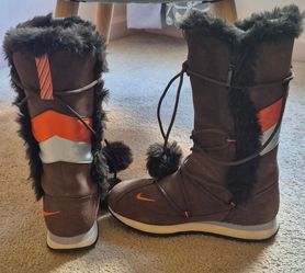 Nike Faux Fur Winter Snow Boots / vintage