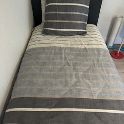 Twin Bed With Sheets For Sale