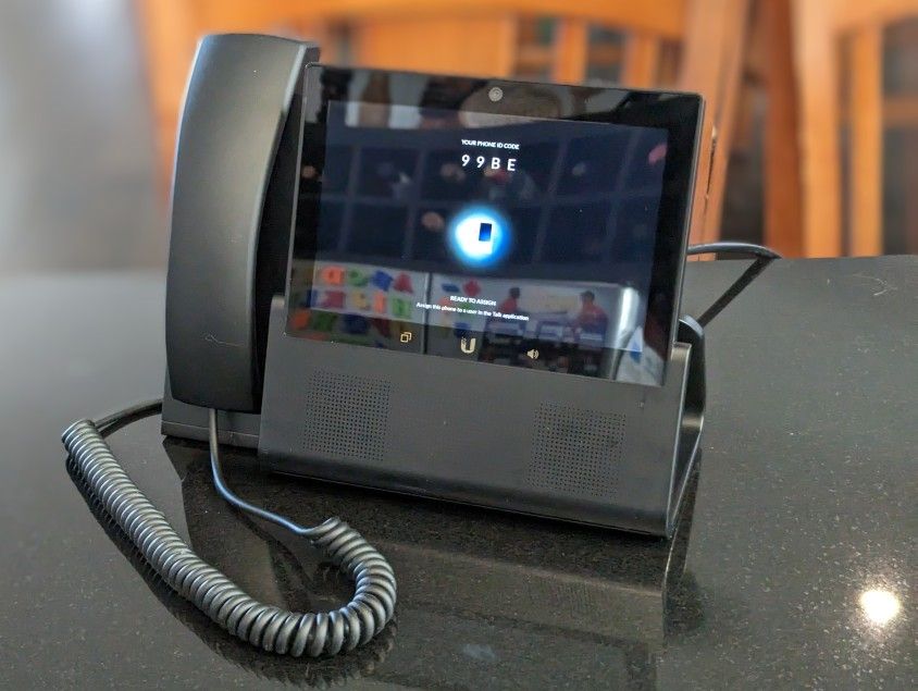 Unifi Talk UVP Touch Max (Subscription Unlocked)