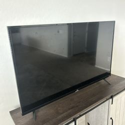 45in Roku / 55in Barnstyle Entertainment Center 