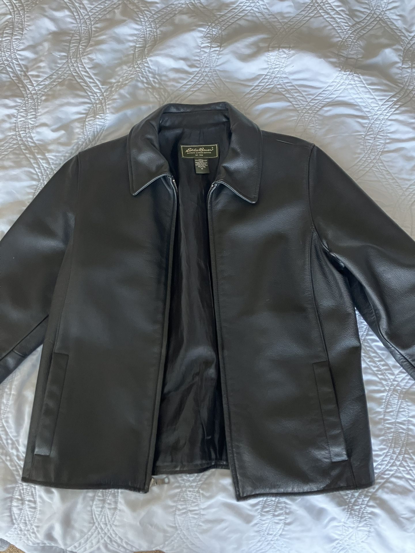 Women’s Eddie Bauer Leather Jacket