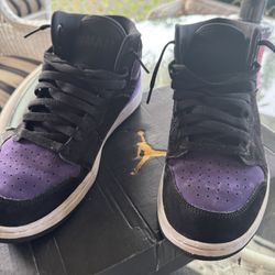 Nike Air Jordan ‘Black Court Purple’