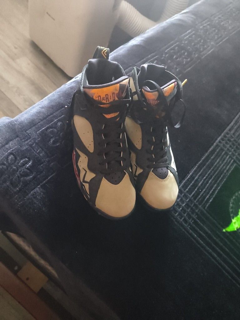 Jordans Retros 9 1/2