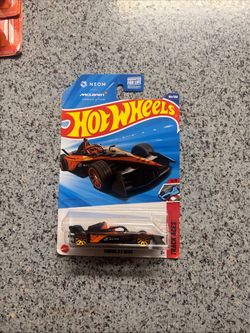 Hot Wheels NEOM McLaren Formula E Gen3