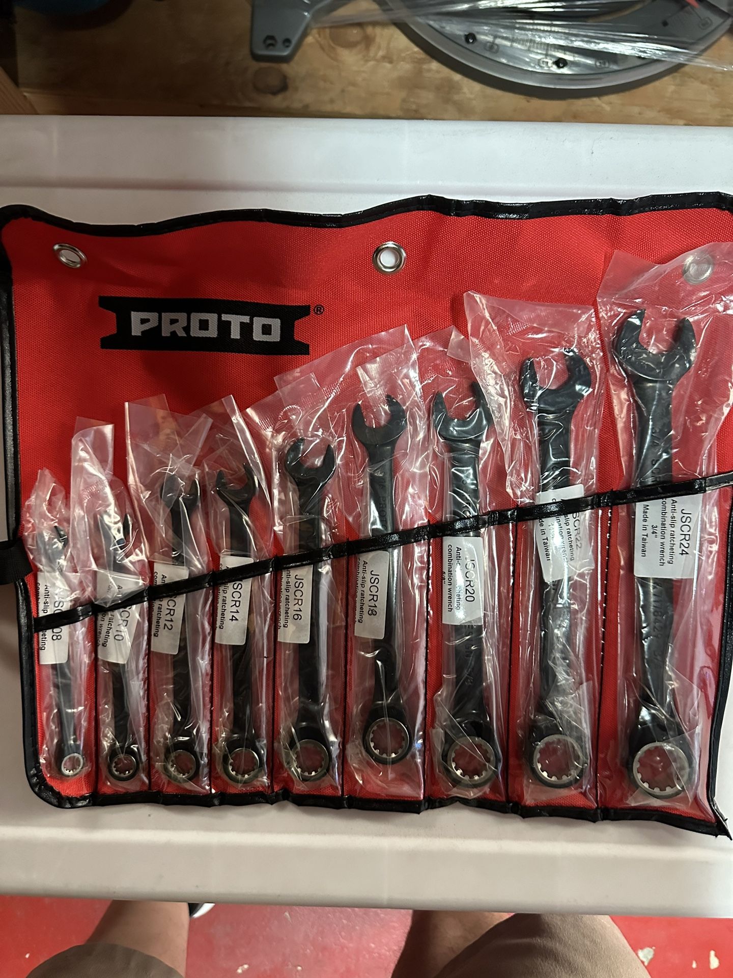 Pronto 9 pc BLK CHRM Non-Reversible Combo Ratchet Wrench Set-Spline
