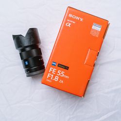 Sony Zeiss Sonnar  FE 55mm F1.8 ZA