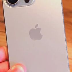 iPhone 16 Smartphone