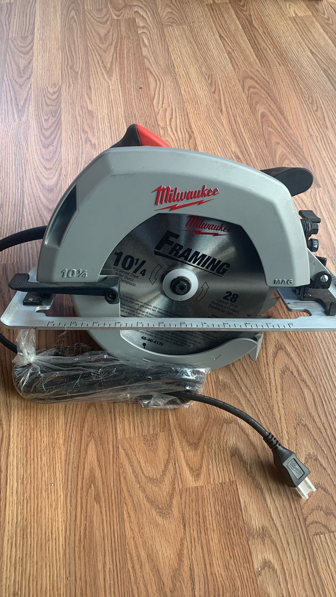Milwaukee Circular Saw