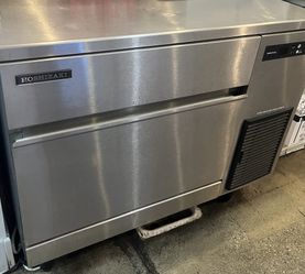 Hoshizaki IM-200BAA Full Cube Undercounter Ice Machine