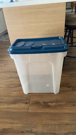Large Plastic Storage Container with Lid