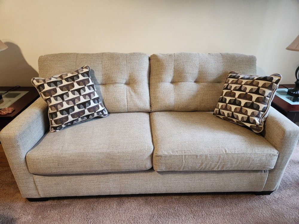 Like New Sofa and Loveseat