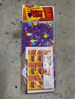 The Party Cube Reusable Pull-Ribbon Piñata