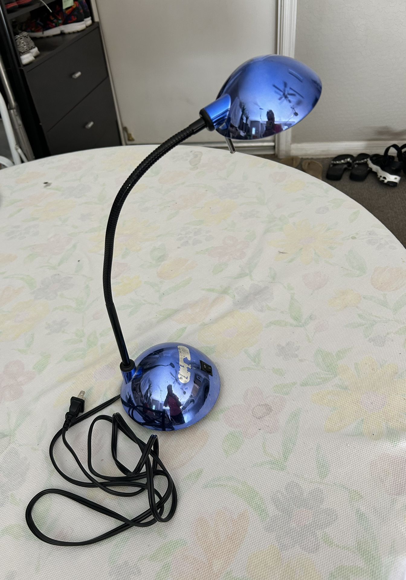 Blue Desk Lamp With Excellent Lighting