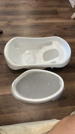 Baby bath and toddler tub $10 for both