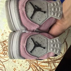 Jordan Retro 4 Pink 