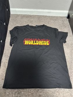 Brand New: T-Shirt “Worldwide” Size L (40)