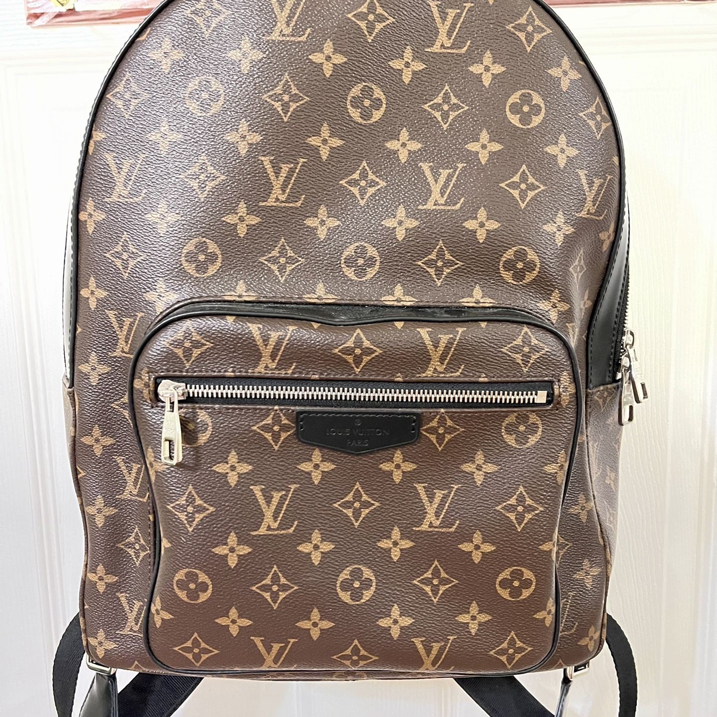 Louis Vuitton Ellipse Backpack for Sale in Redlands, CA - OfferUp