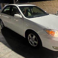 Toyota Camry 