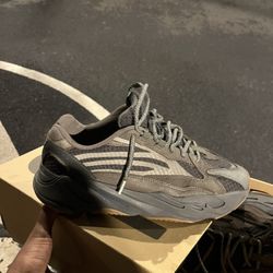 Yezzy 700
