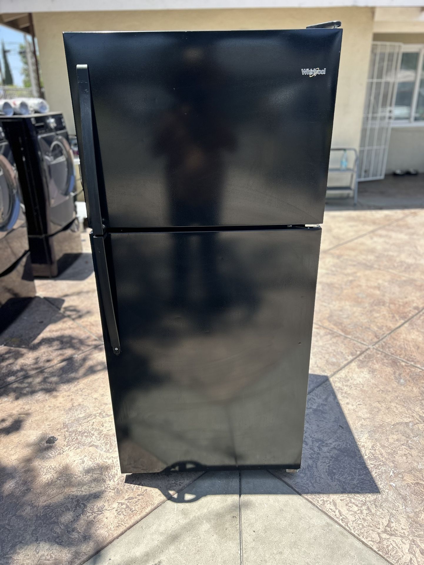 Whirlpool Refrigerator En Great Working Condition