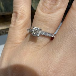 14K White Gold Natural Diamonds Absolutely Gorgeous Engagement Wedding Ring Perfect For Valentines Day