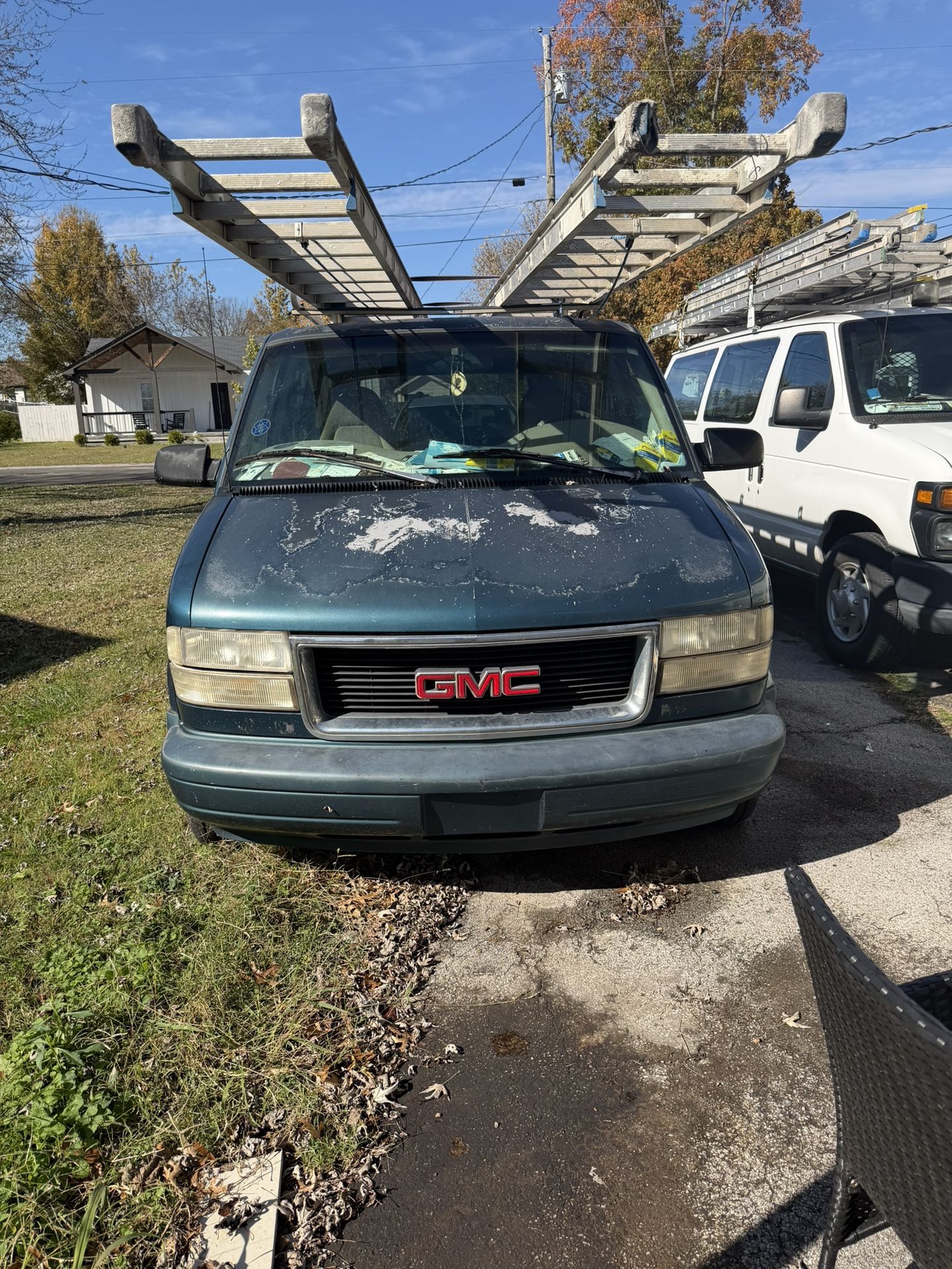 2000 GMC Safari Cargo Van