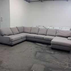 Massive Grey sectional couch 3 pieces