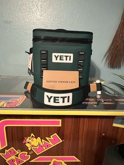 Brand New YETI Hopper Flip