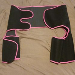 Weight Trainers Small Never Worn