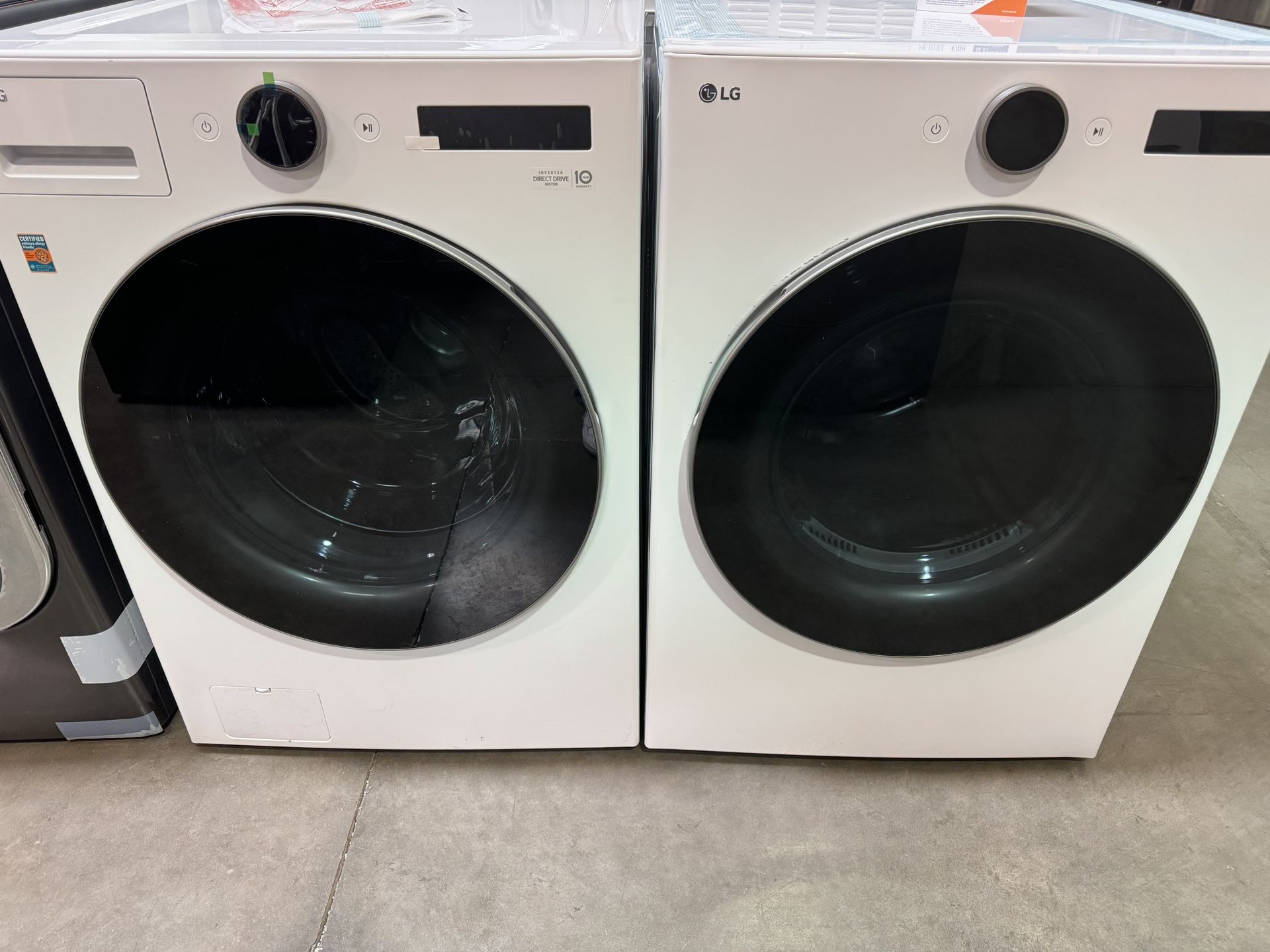 LG TurboWash 360 And Steam Cleaning Washer & Dryer Set 