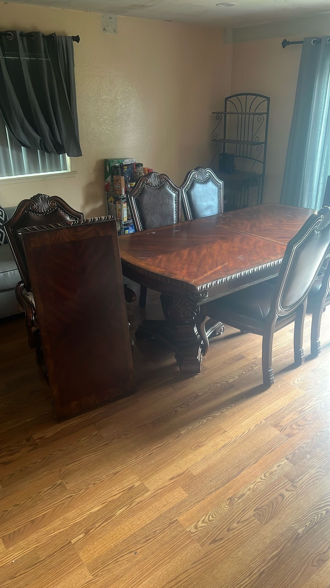 Kitchen Dining Table
