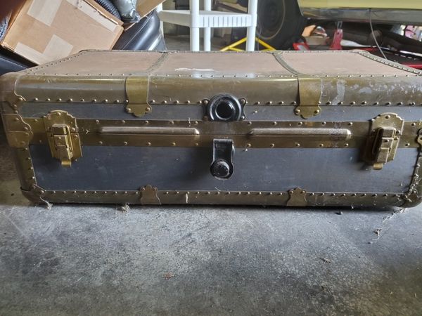 Antique Steamer Trunk for Sale in Puyallup, WA - OfferUp