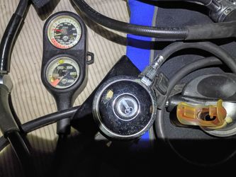 Scuba gear