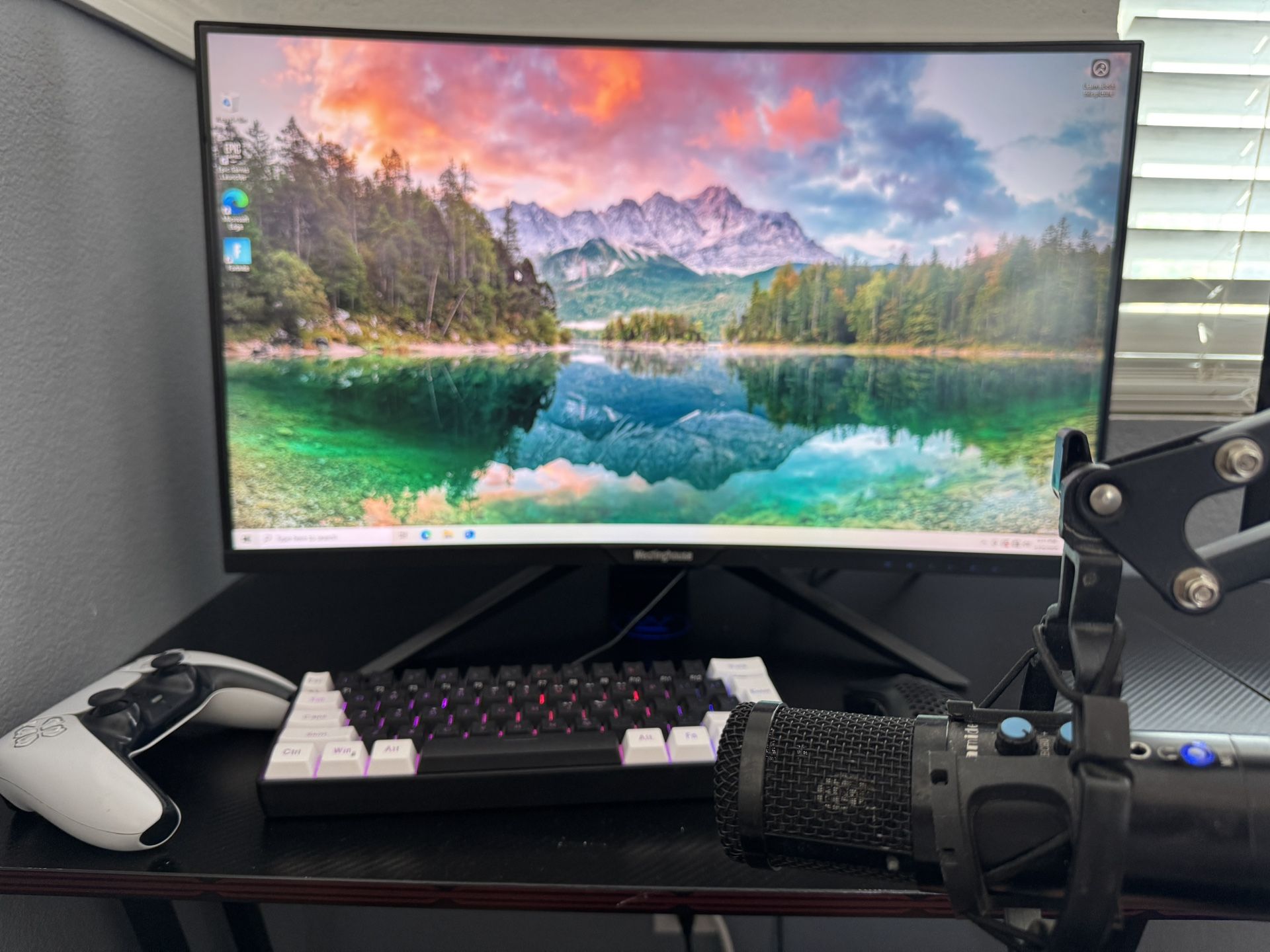WHOLE GAMING PC SETUP