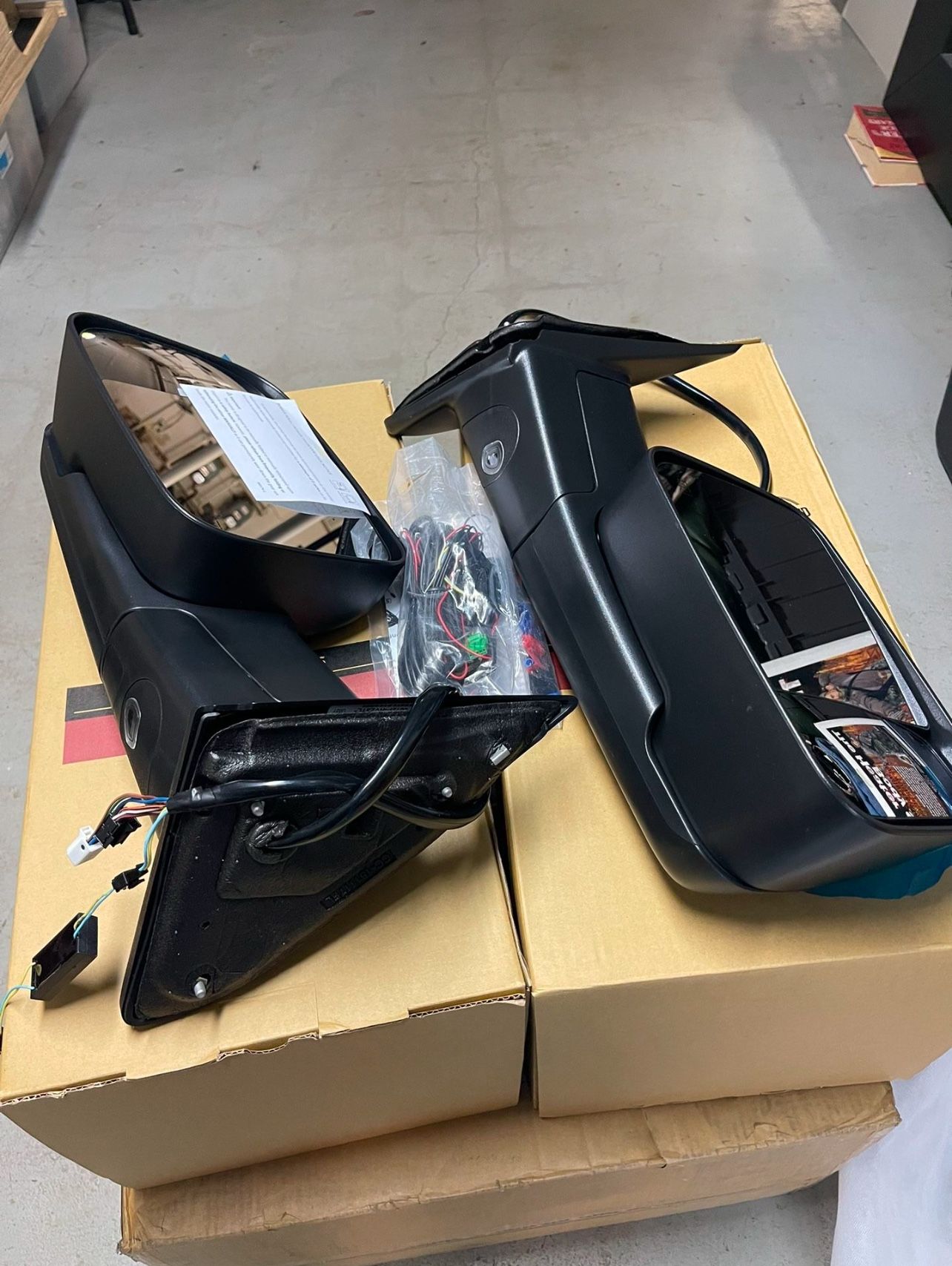 RAM Power Folding Mirrors 2013-2018