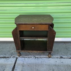 Vintage wooden end table