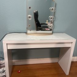 Makeup Vanity 