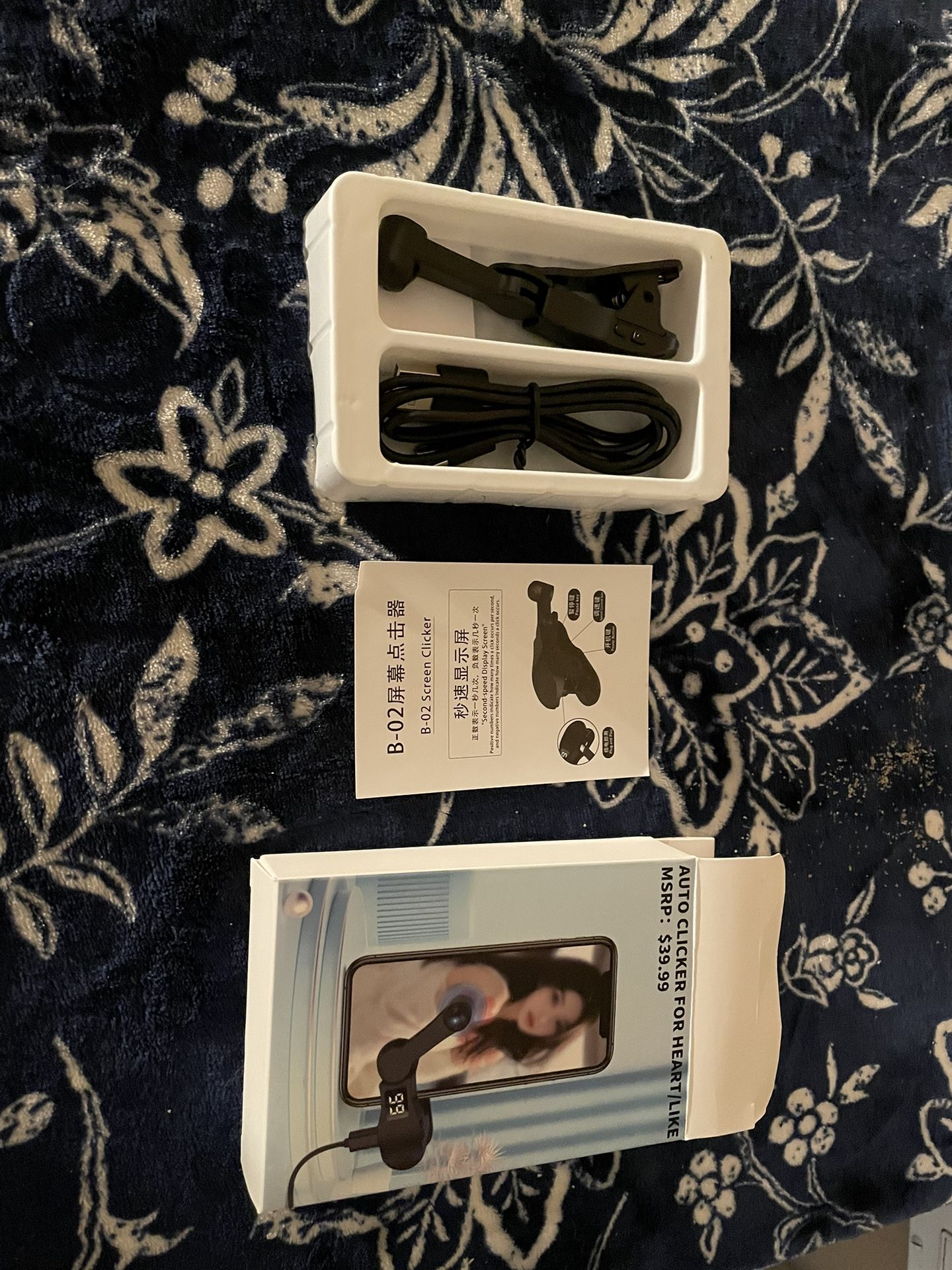 Never Used AUTO CLICKER FOR HEART/LIKE (smartphone /android)